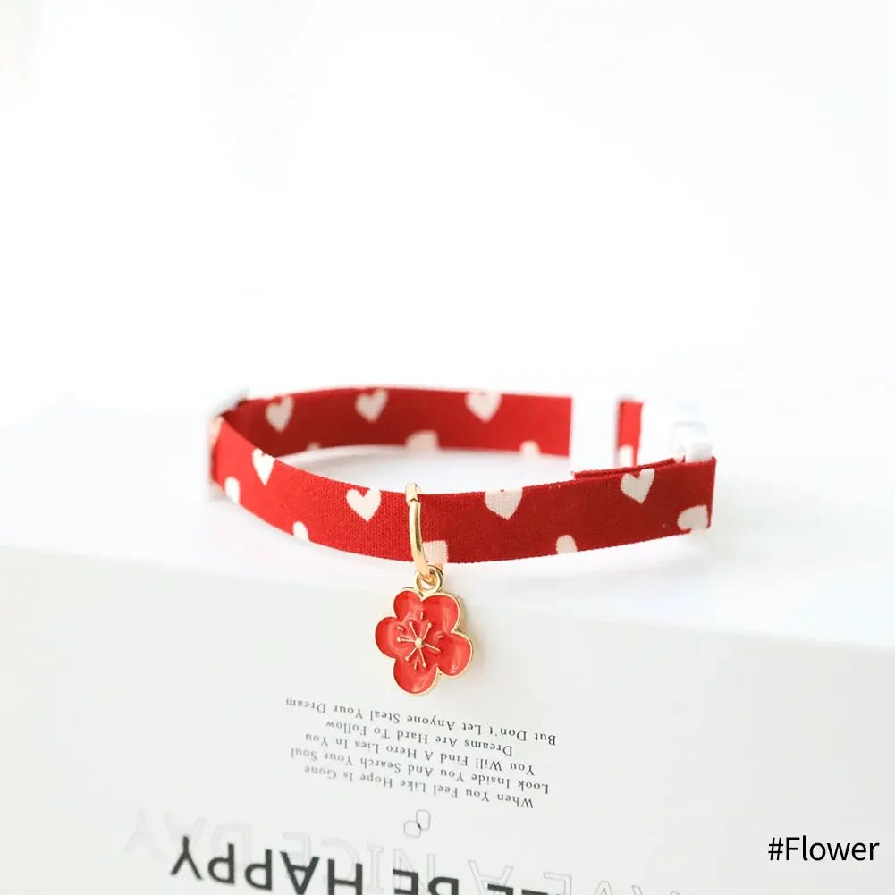 Halsband met Hartjes patroon & Bloem Hanger - Duke & Scoop