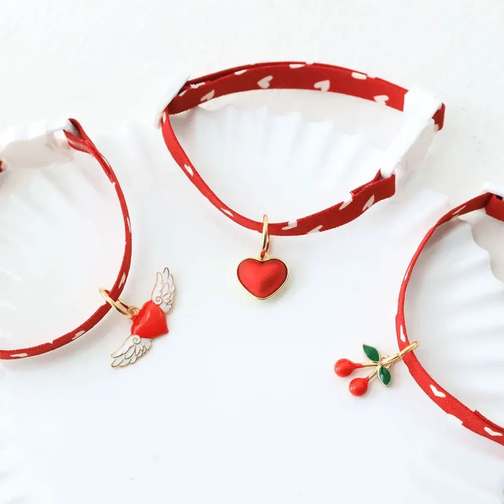 Halsband met Hartjes patroon & Bloem Hanger - Duke & Scoop