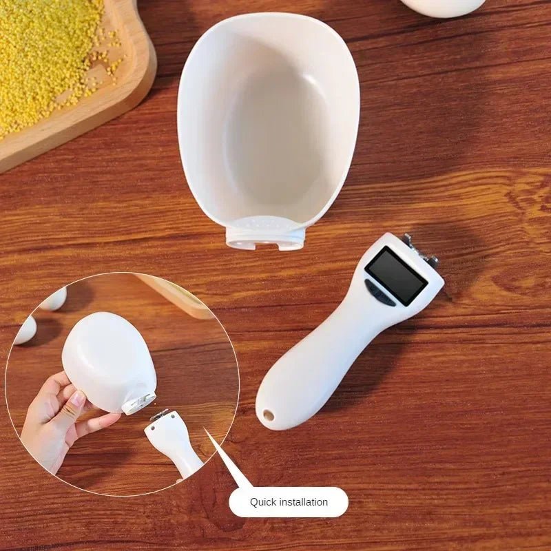 MeasureMate – Digitale Voerschep met Weegschaal - Duke & Scoop