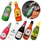 Pluche Hondenspeeltje Drankfles – Piepend Kauwspeelgoed - Duke & Scoop