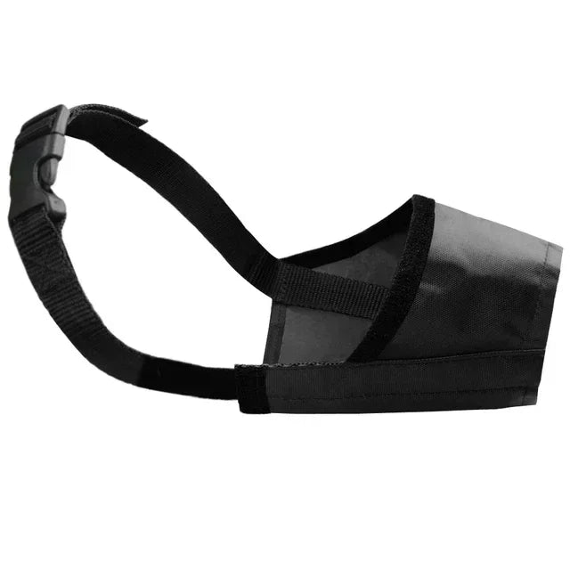 Zachte Verstelbare Nylon Muilkorf voor Honden - Duke & Scoop